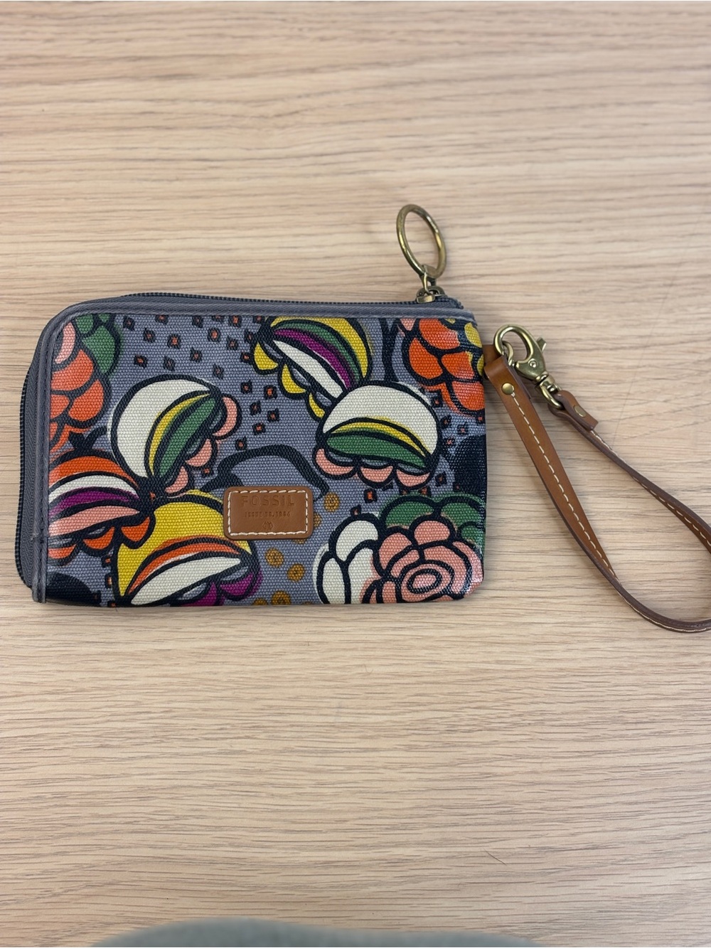 Y2K Vintage Fossil Key-Per Vibrant Colorful Floral Coated Canvas Wristlet‎